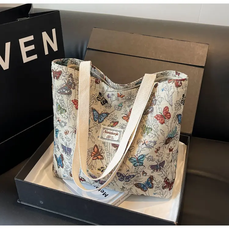 Large Capacity Butterfly Canvas Tote Bag Women — feature 10