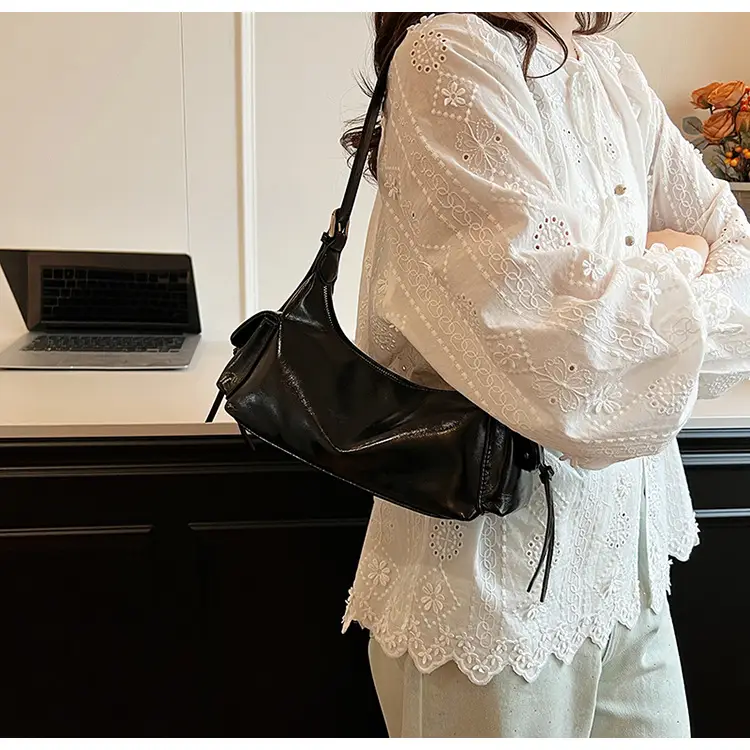 Retro Red Soft Leather Commuter Bag for Women — feature 24