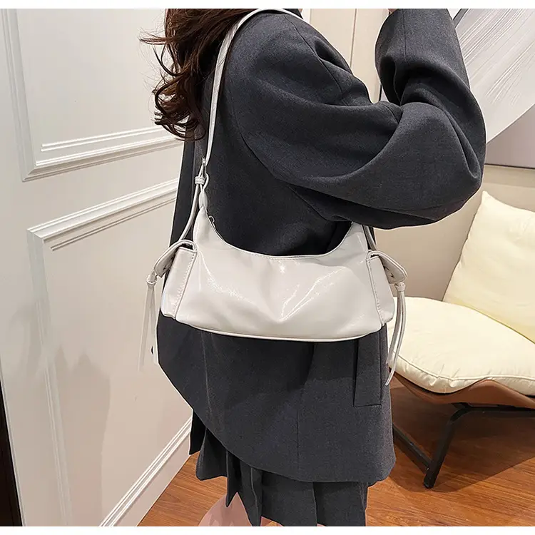 Retro Red Soft Leather Commuter Bag for Women — feature 28