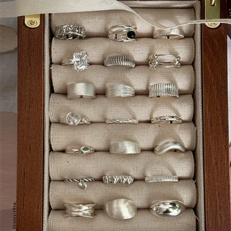 Niche Retro S925 Sterling Silver Plain Ring Ring Women's Color-free Light Luxury High-end Finger Ring All-match Open Ring