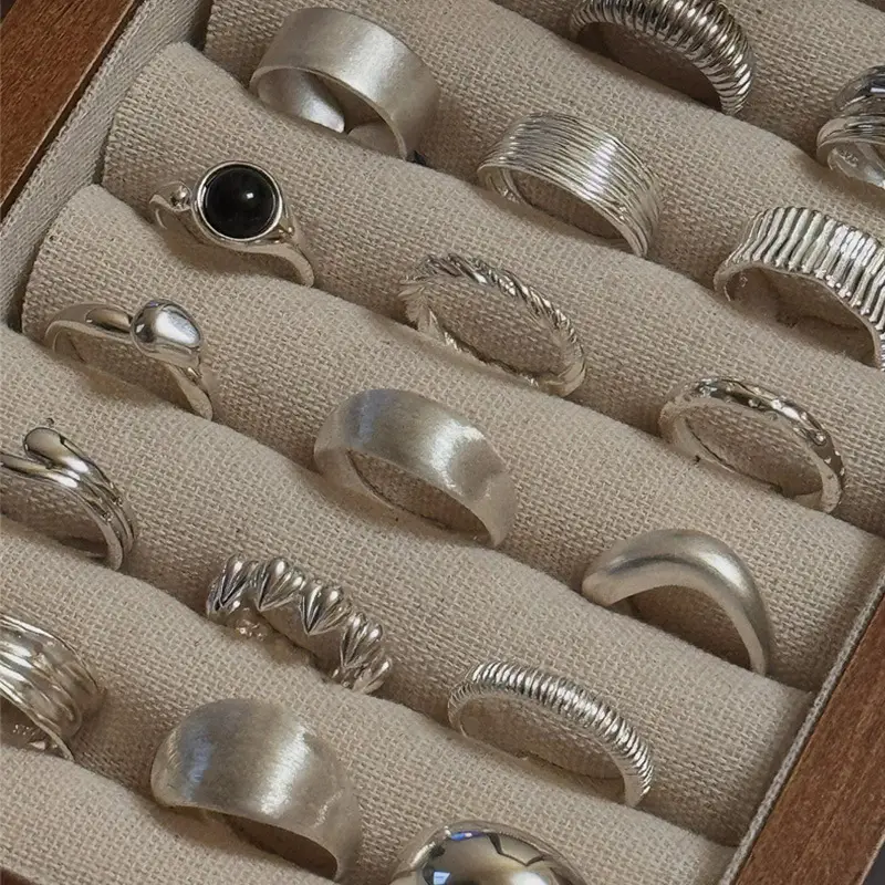 Niche Retro S925 Sterling Silver Plain Ring Ring Women's Color-free Light Luxury High-end Finger Ring All-match Open Ring