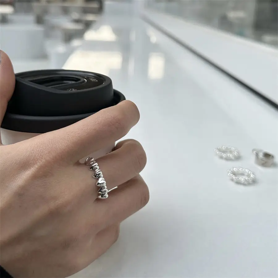 Niche Retro S925 Sterling Silver Plain Ring Ring Women's Color-free Light Luxury High-end Finger Ring All-match Open Ring