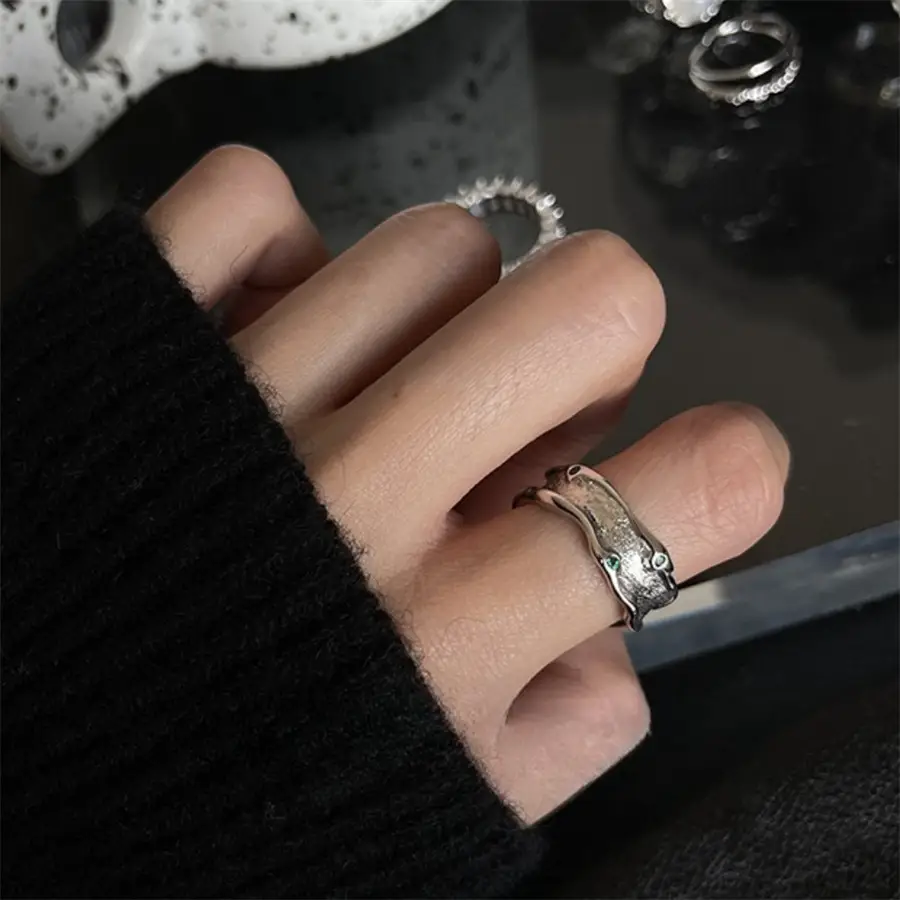 Niche Retro S925 Sterling Silver Plain Ring Ring Women's Color-free Light Luxury High-end Finger Ring All-match Open Ring