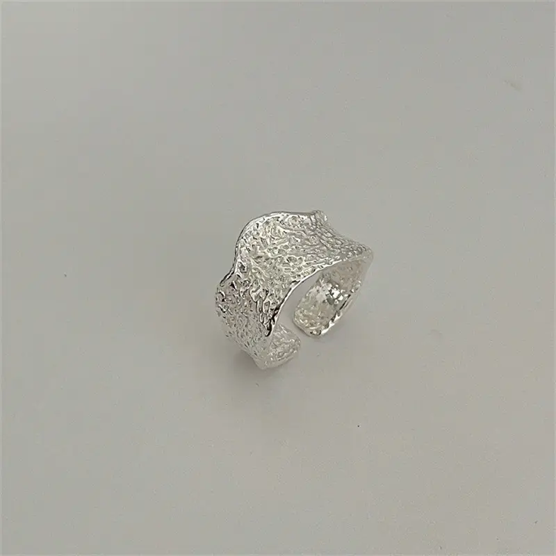 Niche Retro S925 Sterling Silver Plain Ring Ring Women's Color-free Light Luxury High-end Finger Ring All-match Open Ring