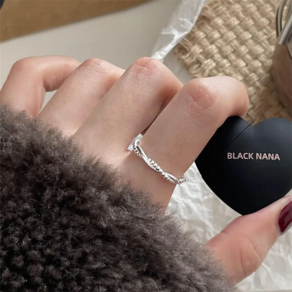 Niche Retro S925 Sterling Silver Plain Ring Ring Women's Color-free Light Luxury High-end Finger Ring All-match Open Ring