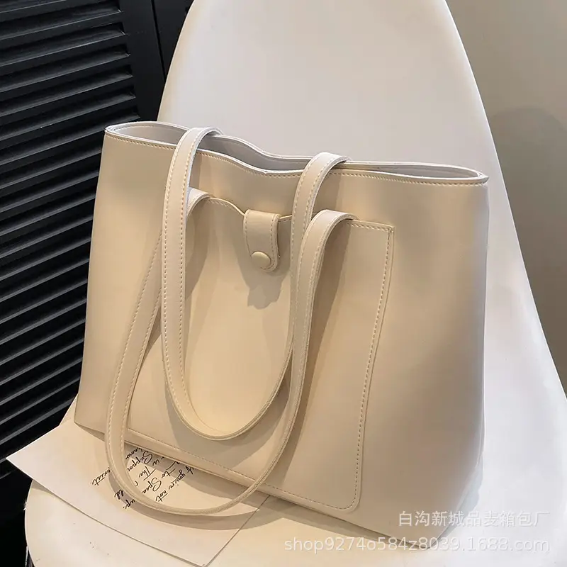 Women's Beige Large Capacity Shoulder Bag 2026 - Image 7