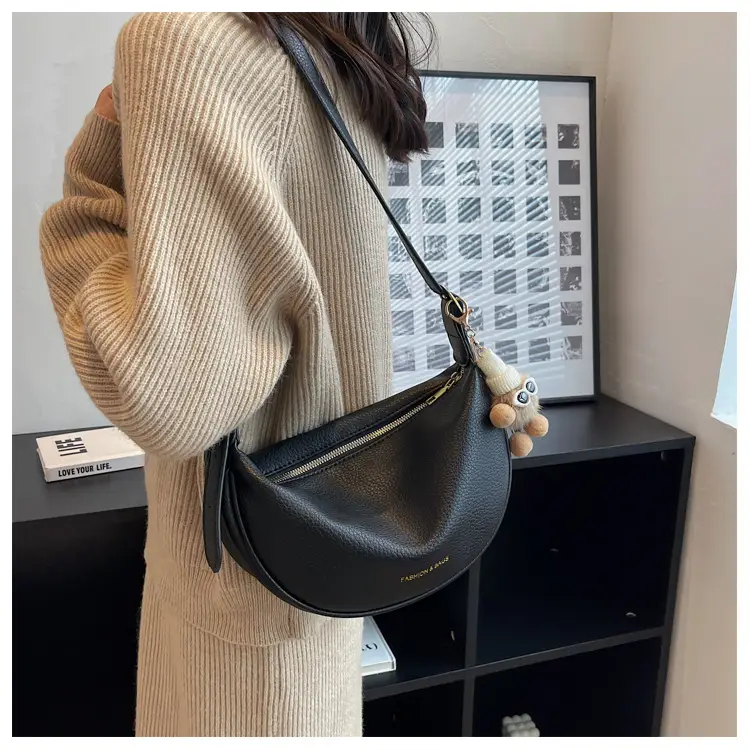 Textured Soft Leather Crossbody Bag Women's Niche Design — feature 14