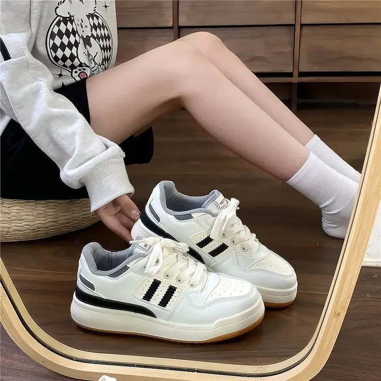 Women White Leather Casual Sneakers 2024 — feature 8