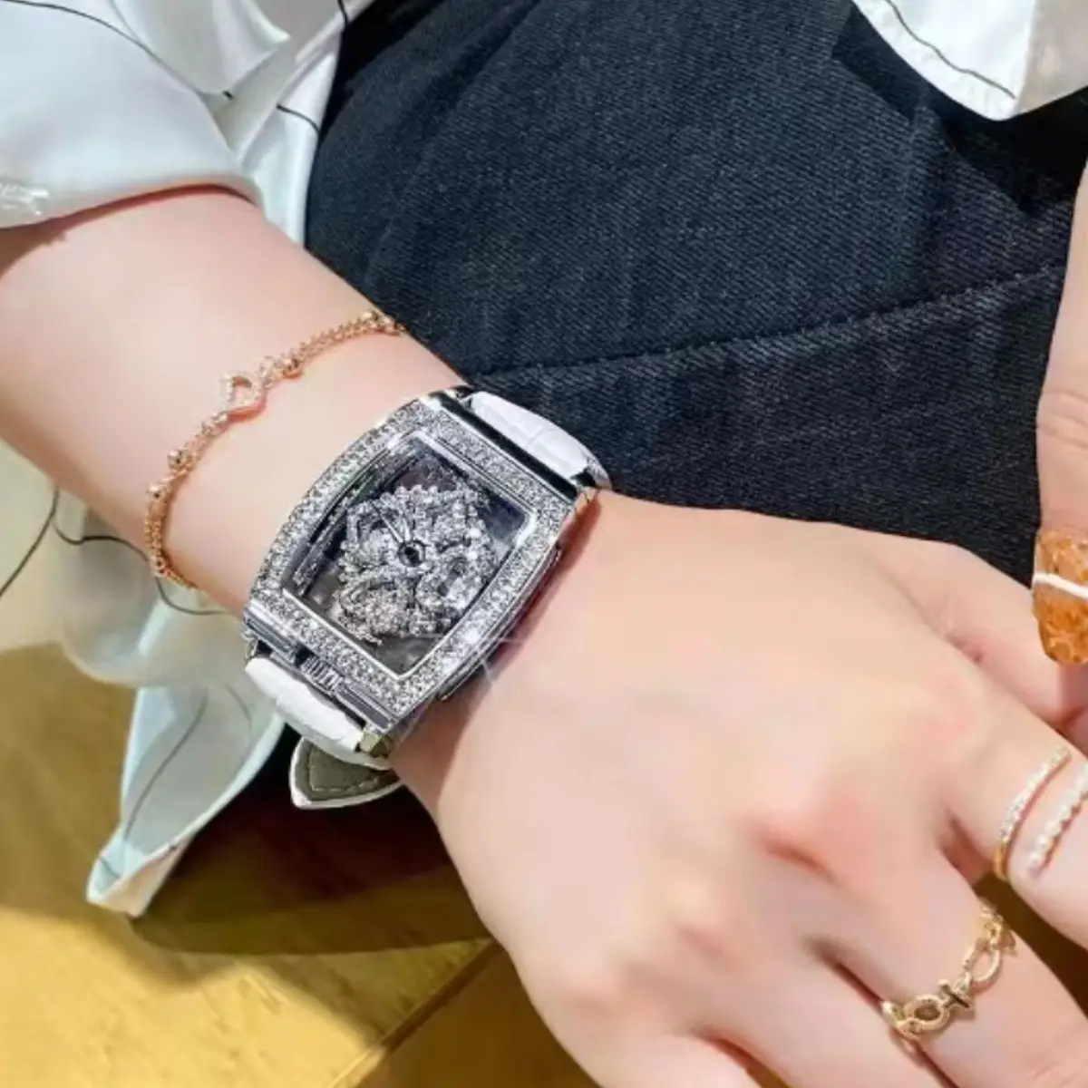 Women's Luxury Diamond Watch White Leather Band - Image 4