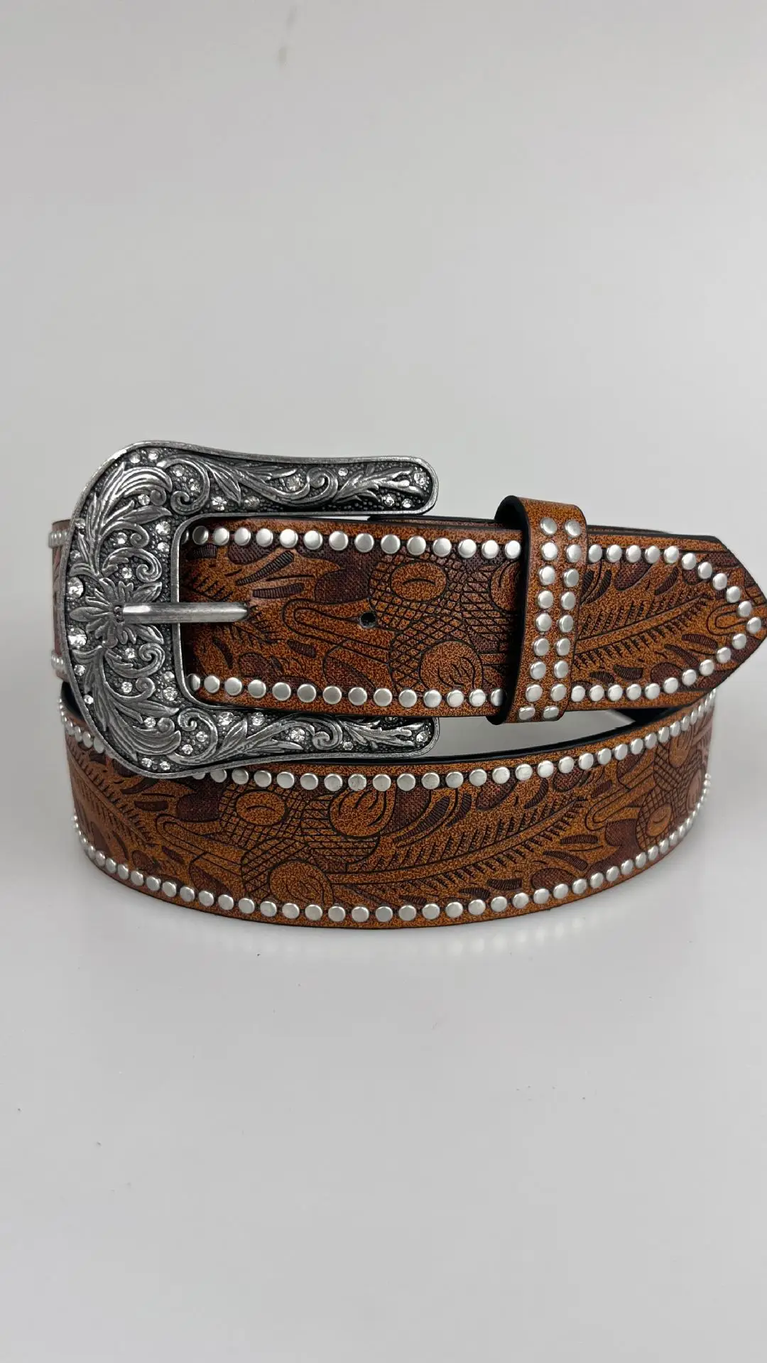 Vintage Brown Carved Belt with Buckle & Rivets — feature 2