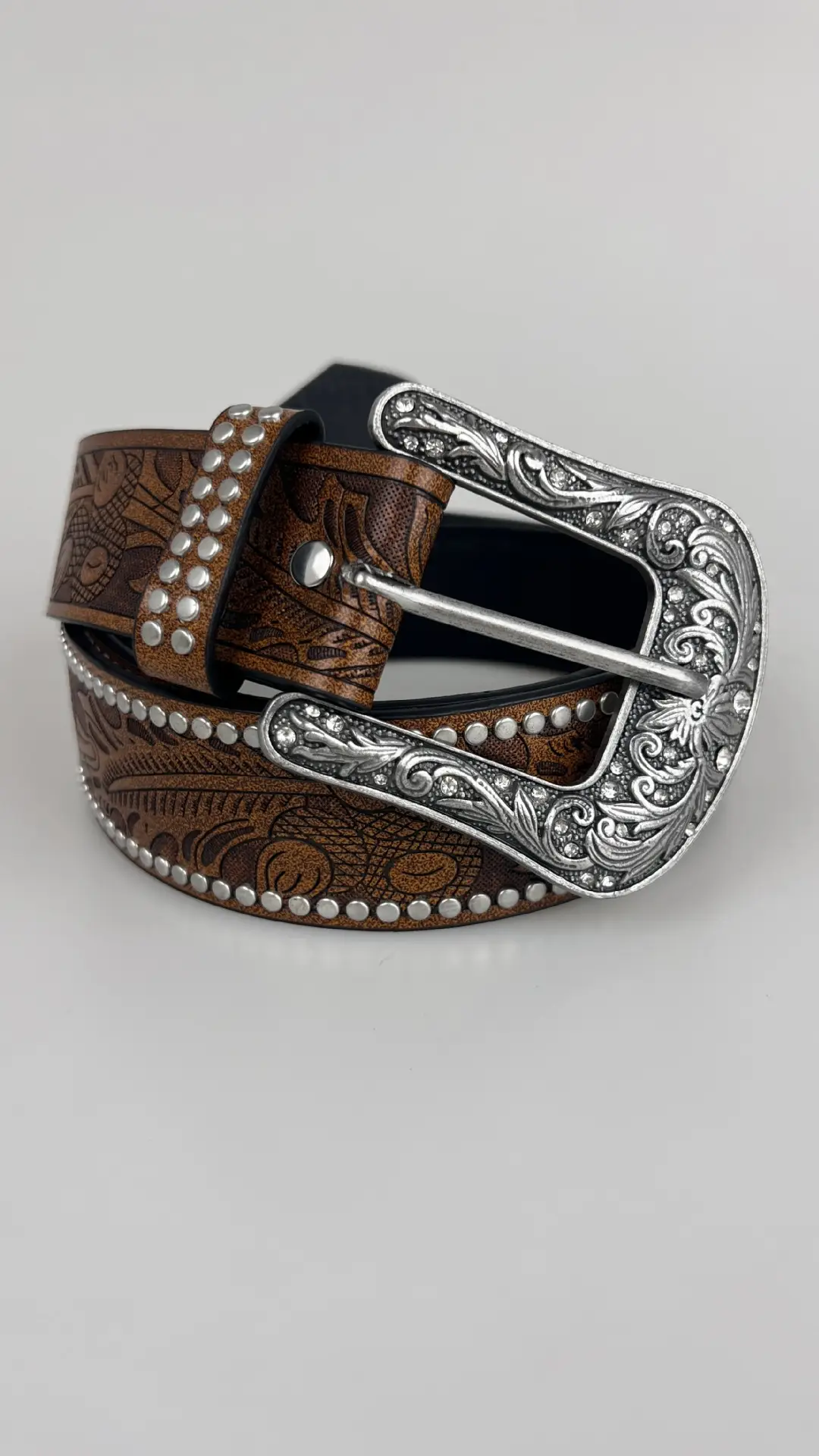 Vintage Brown Carved Belt with Buckle & Rivets — feature 3