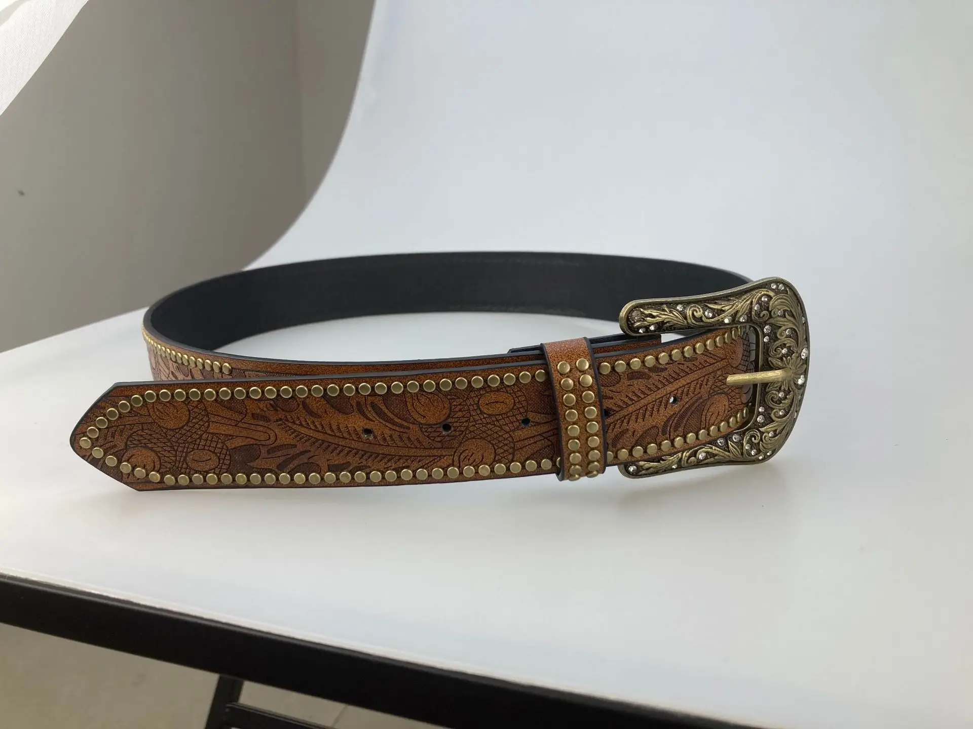 Vintage Brown Carved Belt with Buckle & Rivets - Image 2