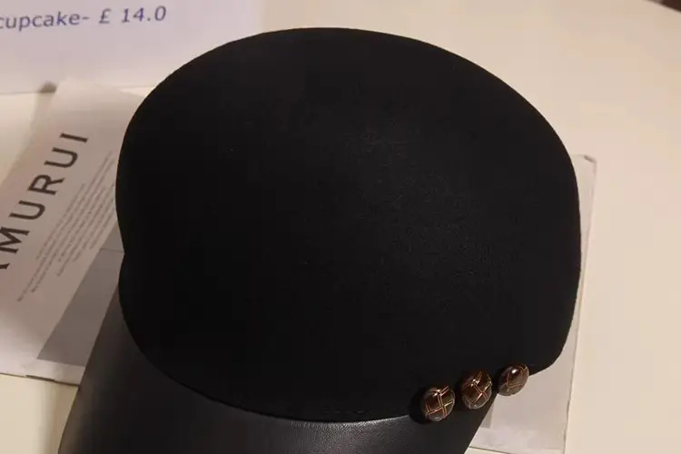 Black Woolen Button Cap for Women Autumn Winter — feature 20