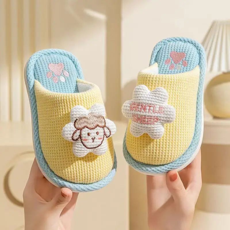 Children's cotton winter shoes parent-child non-slip baby indoor boys and girls autumn and winter warm home cotton slippers wholesale