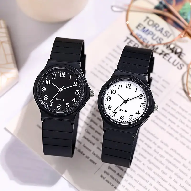 Black Quartz Electronic Student Watch Lightweight Luxury — feature 1
