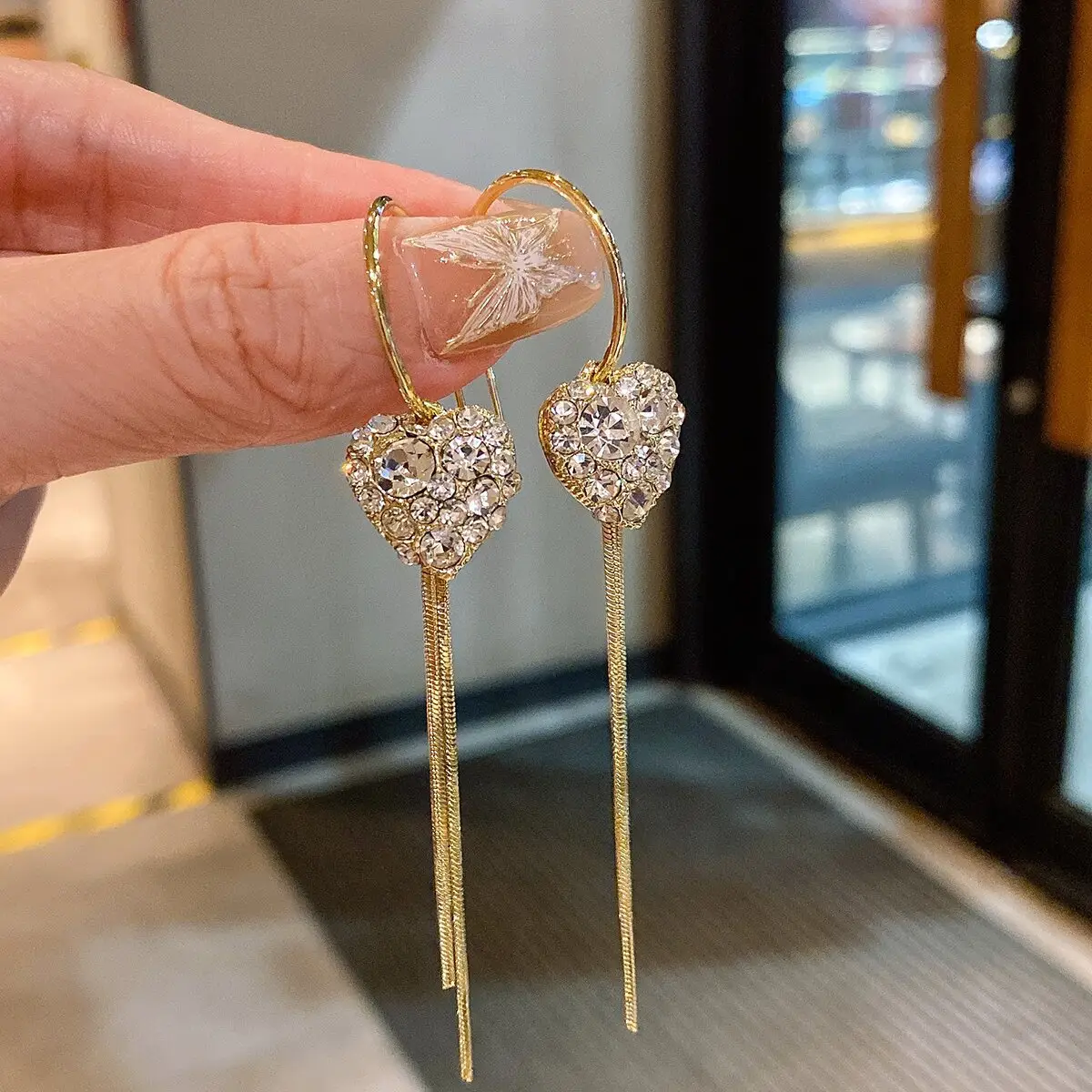 Golden Pearl Flower Tassel Earrings for Women - Image 16