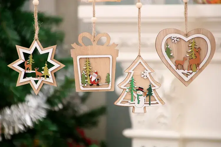 Wooden Laser Christmas Tree Pendant 5-Point Star Gift — feature 2