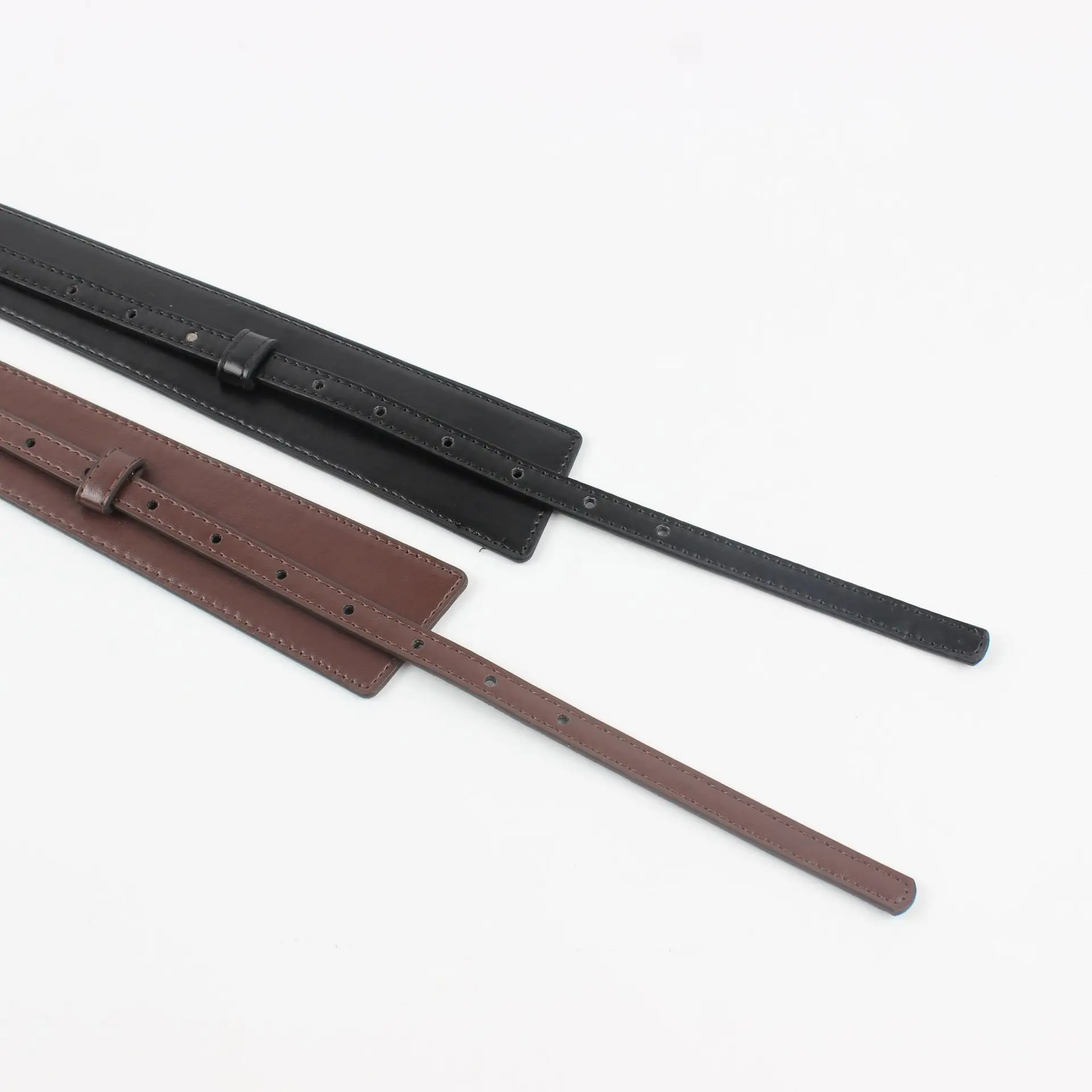 Brown Leather Waist Belt with Logo Closure — feature 24