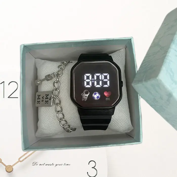 2025 Astronaut LED Digital Watch Blue Square Design — feature 13