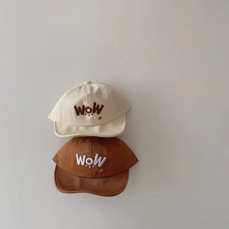 Baby Letter Embroidered Sunshade Cap Red — feature 3