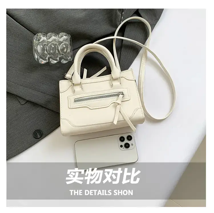 Black Korean Style Shoulder Bag with Zipper Compartment — feature 7