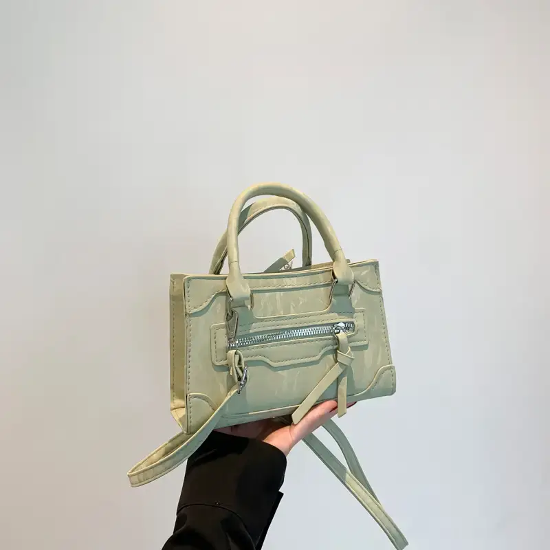 Black Korean Style Shoulder Bag with Zipper Compartment - Image 5