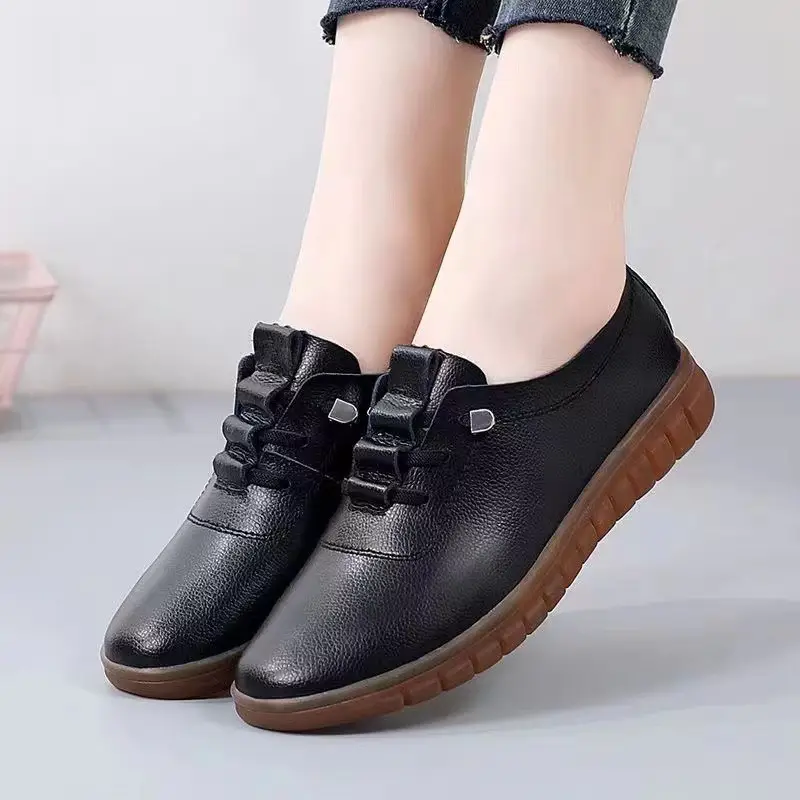Cross-Border Dropshipping Spring and Autumn 2024 Slip-On Mom Shoes Lightweight Soft-Soled Flat Shoes Women's Versatile Casual Shoes — feature 14