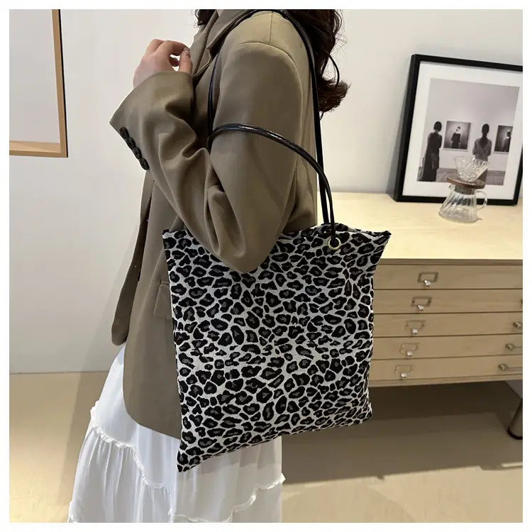 Women Leopard Print Tote Bag 2024 New Casual Fashion — feature 20