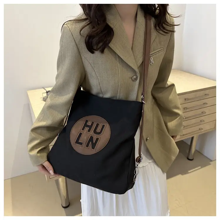 2024 New Casual Shoulder Bag Large Capacity Fashionable Multi-use Backpack Student Commuter Tote Bag — feature 18