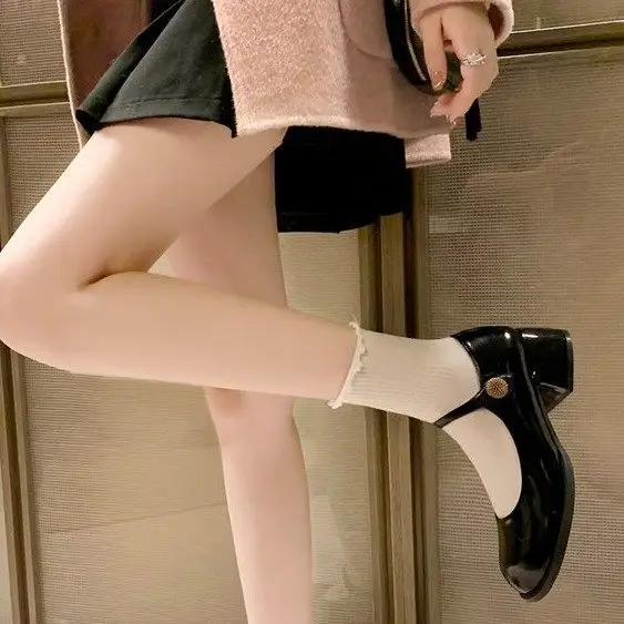 French Style One-word Buckle Belt Mary Jane Shoes for Outer Wear Thick Heel Round Toe All-match 2024 Autumn Explosions High Heel Small Leather Shoes for Women