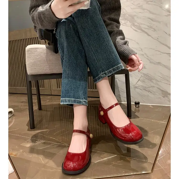 French Style One-word Buckle Belt Mary Jane Shoes for Outer Wear Thick Heel Round Toe All-match 2024 Autumn Explosions High Heel Small Leather Shoes for Women