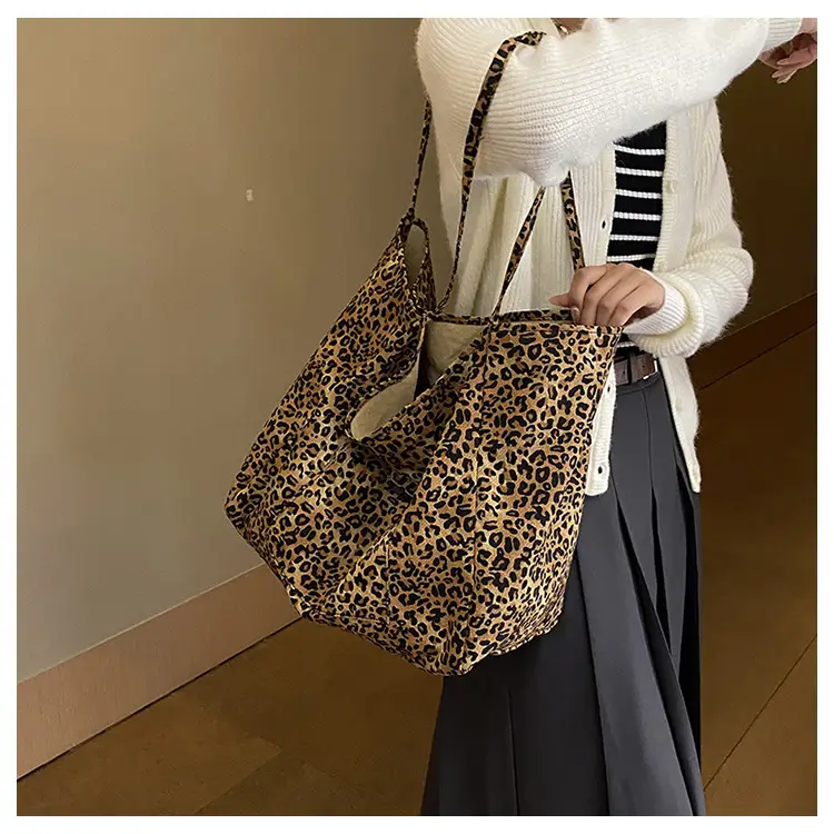 Leopard Print Large Capacity Women's Shoulder Bag — feature 17
