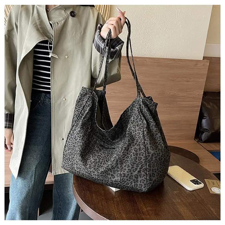 Leopard Print Large Capacity Women's Shoulder Bag — feature 20