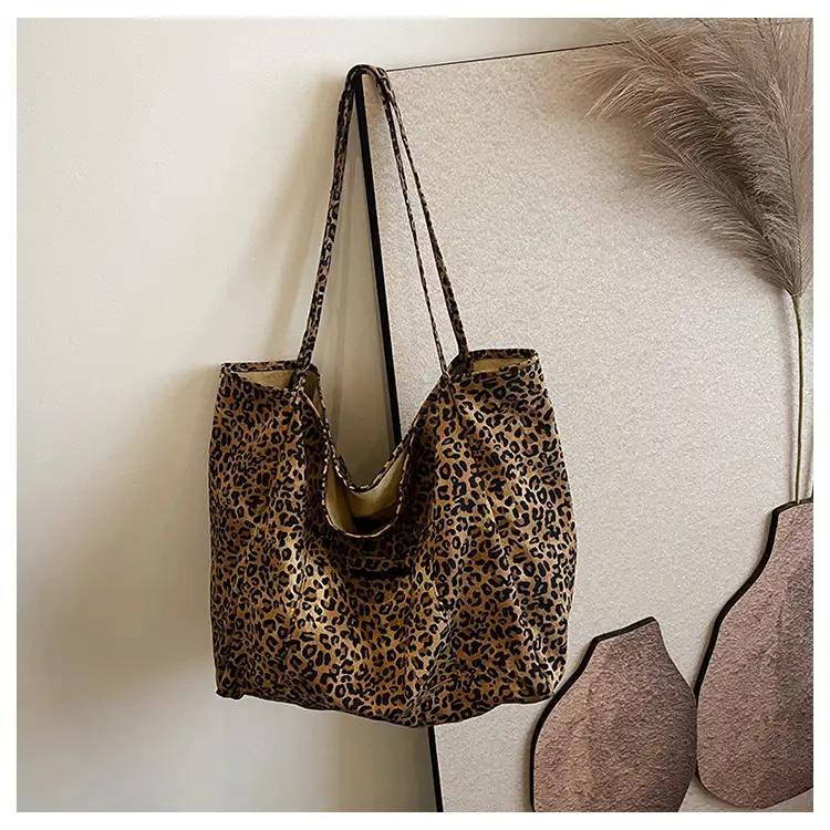 Leopard Print Large Capacity Women's Shoulder Bag — feature 32