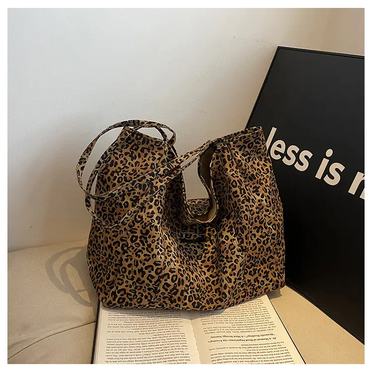 Leopard Print Large Capacity Women's Shoulder Bag — feature 34