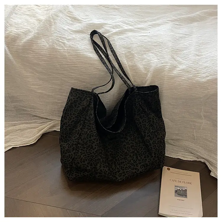 Leopard Print Large Capacity Women's Shoulder Bag — feature 43