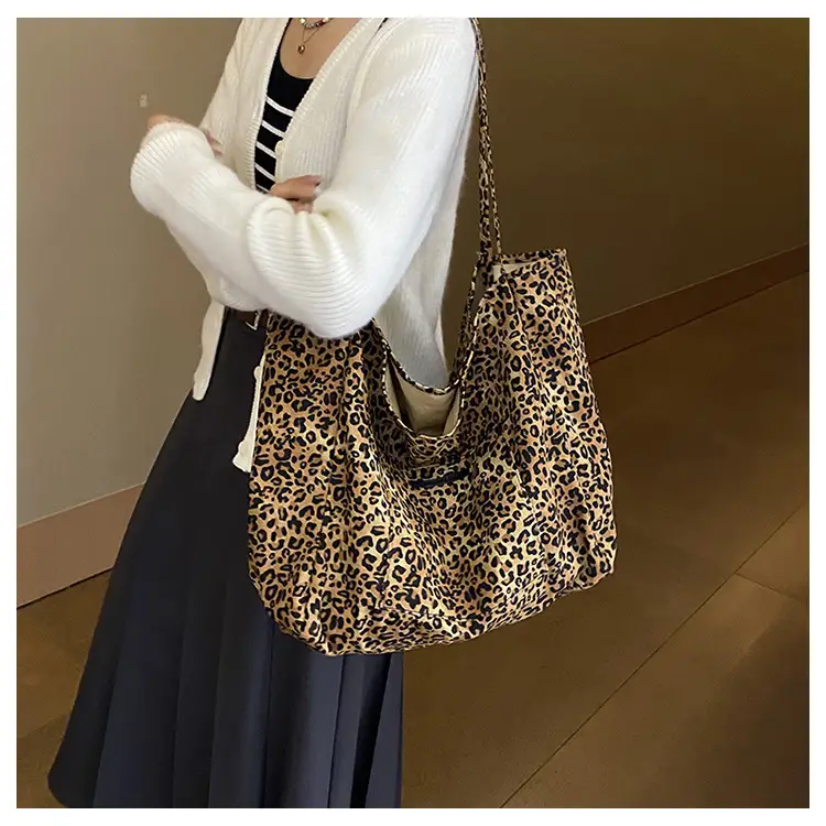 Leopard Print Large Capacity Women's Shoulder Bag — feature 7