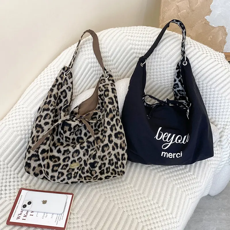 Leopard Print One Shoulder Canvas Tote Bag - Image 3