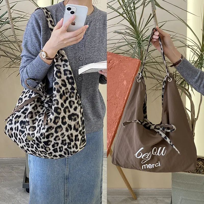 Leopard Print One Shoulder Canvas Tote Bag - Image 2