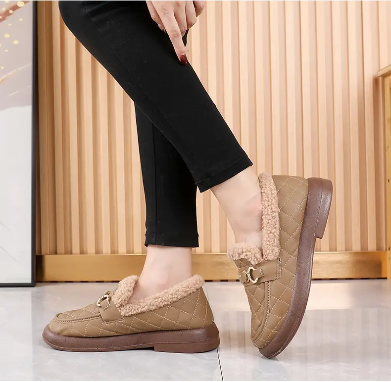 Old Beijing Cotton Shoes Women's Winter Wear 2024 New fleece-lined Thickened Slip-on Loafers Fashion Warm Bean Shoes — feature 15