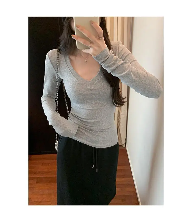 Sweet and Hot Early Autumn Threaded V-neck Slim-fit Slimming Inner T-shirt Women's 2024 New All-match Elegant Design Top — feature 13