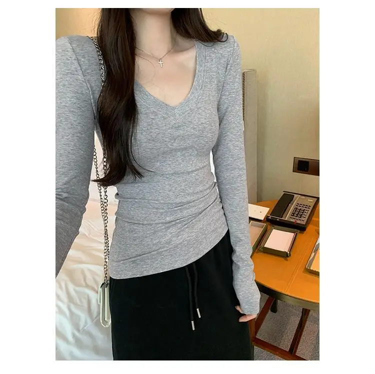 Sweet and Hot Early Autumn Threaded V-neck Slim-fit Slimming Inner T-shirt Women's 2024 New All-match Elegant Design Top — feature 14