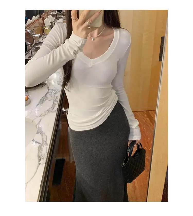 Sweet and Hot Early Autumn Threaded V-neck Slim-fit Slimming Inner T-shirt Women's 2024 New All-match Elegant Design Top — feature 7