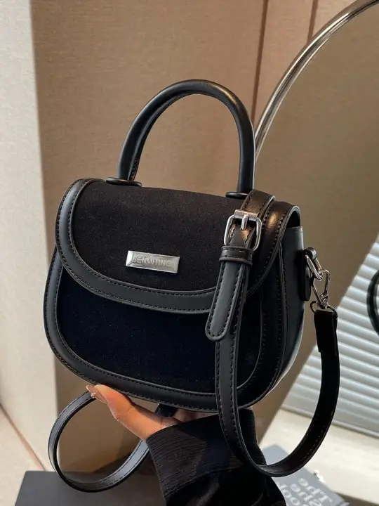 Black Saddle Crossbody Bag for Women 2024 - Image 4