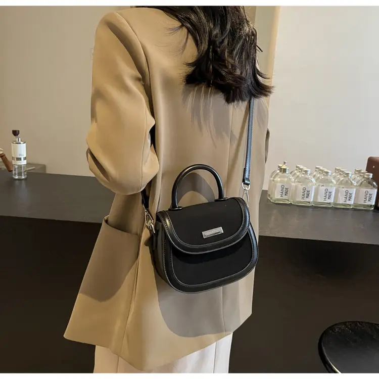 Black Saddle Crossbody Bag for Women 2024 — feature 14
