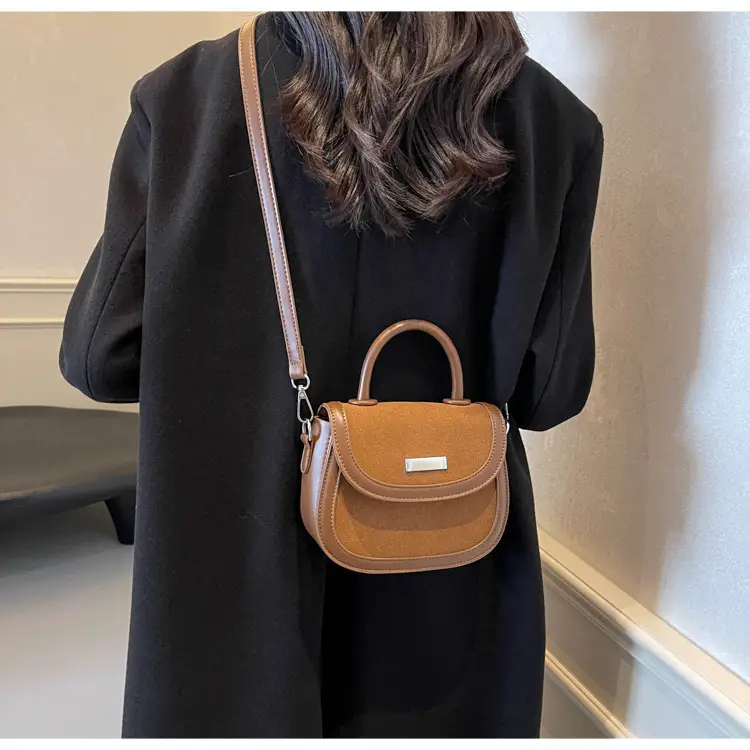 Black Saddle Crossbody Bag for Women 2024 — feature 17