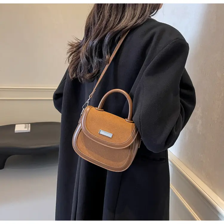 Black Saddle Crossbody Bag for Women 2024 — feature 19