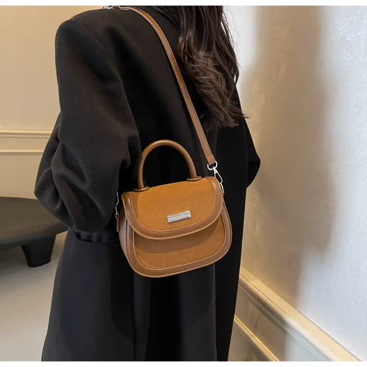 Black Saddle Crossbody Bag for Women 2024 — feature 20
