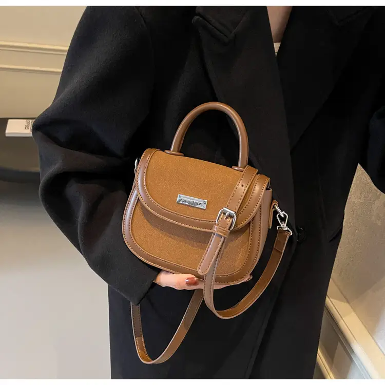 Black Saddle Crossbody Bag for Women 2024 — feature 21