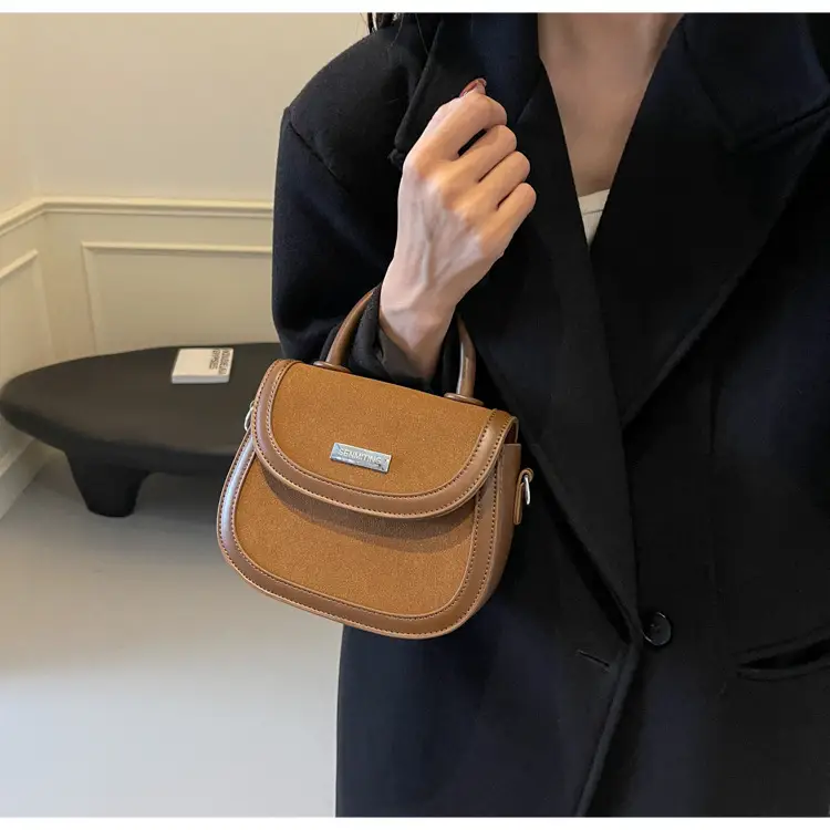 Black Saddle Crossbody Bag for Women 2024 — feature 22